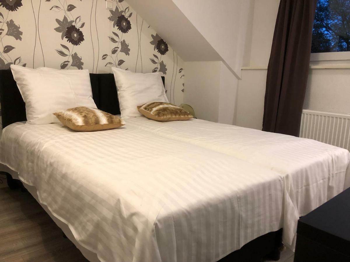 Mimosa Hotel Valkenburg aan de Geul Bilik gambar